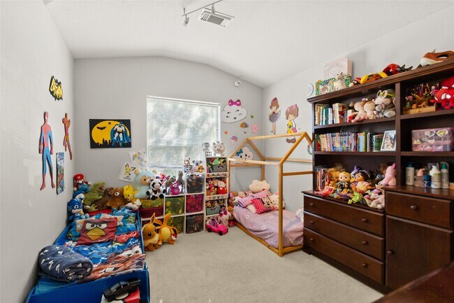 Building Photo - 615 Ashlen Dr