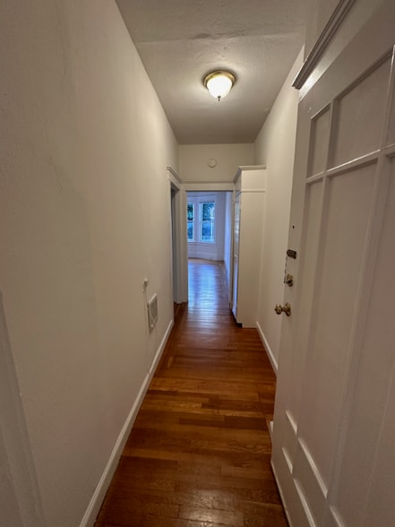 Building Photo - 2020 Franklin St