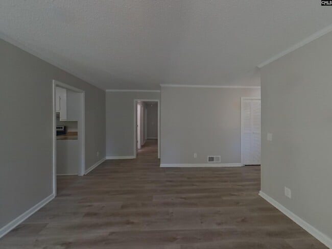 Building Photo - 530 N Royal Tower Dr