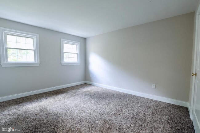 Building Photo - 1310 Forestwood Dr