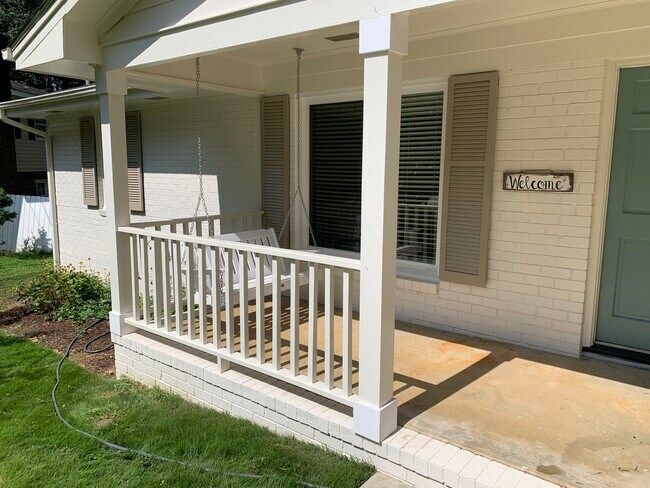 Building Photo - 414 Charles Ct