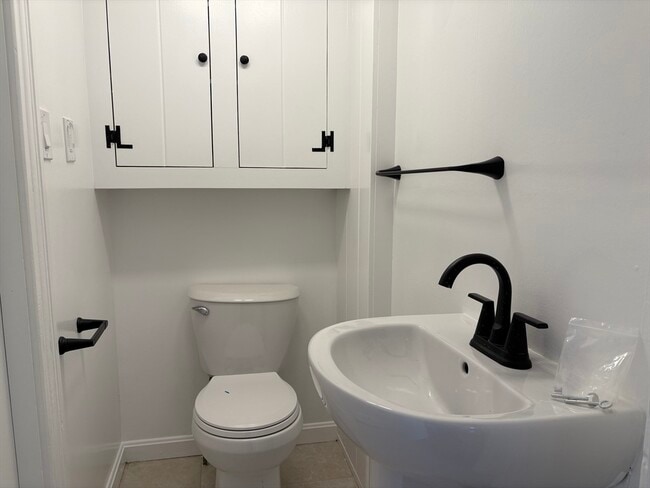 Building Photo - 57 Coburn Ave