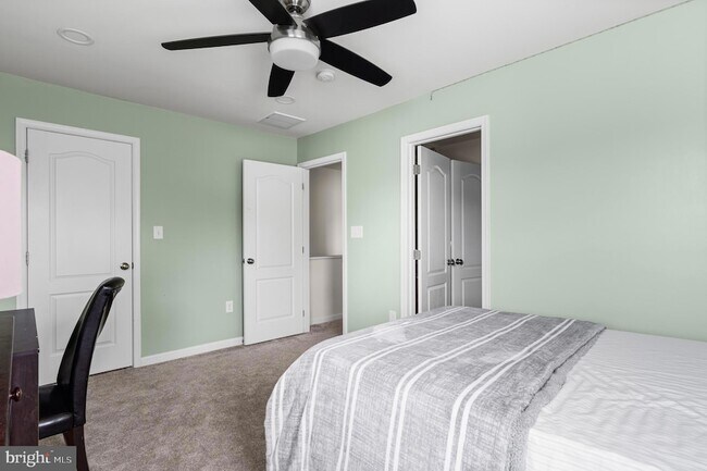 Building Photo - 40463 Aldie Springs Dr