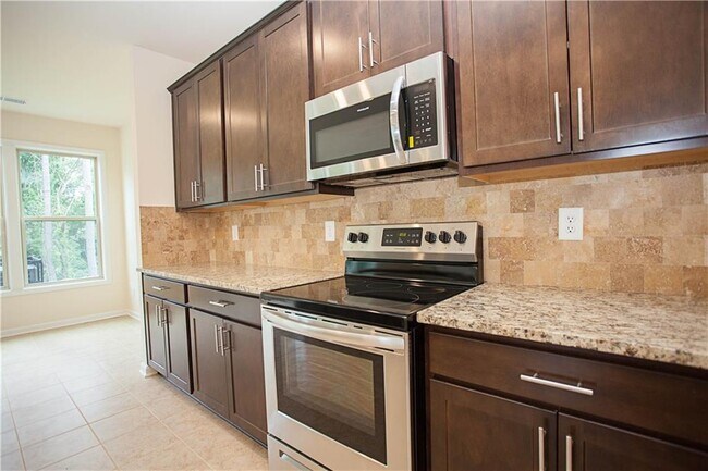 Building Photo - 4355 Almanor Cir