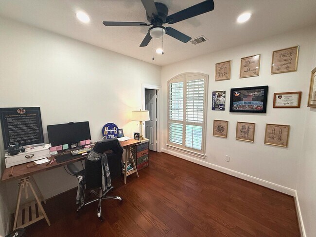 Building Photo - 3638 Apple Grove Dr