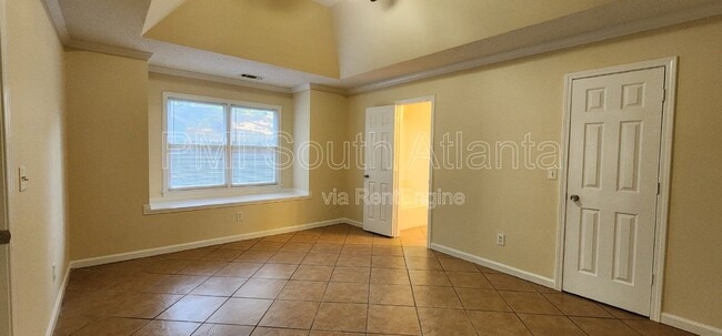 Building Photo - 2735 Stanton Woods Dr SE