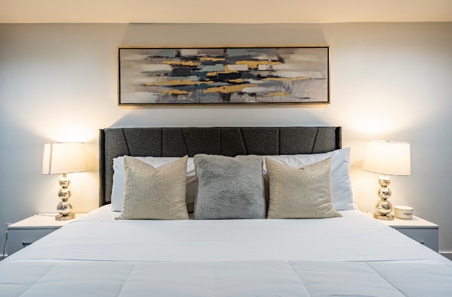 Building Photo - 1399 N Druid Hills Rd