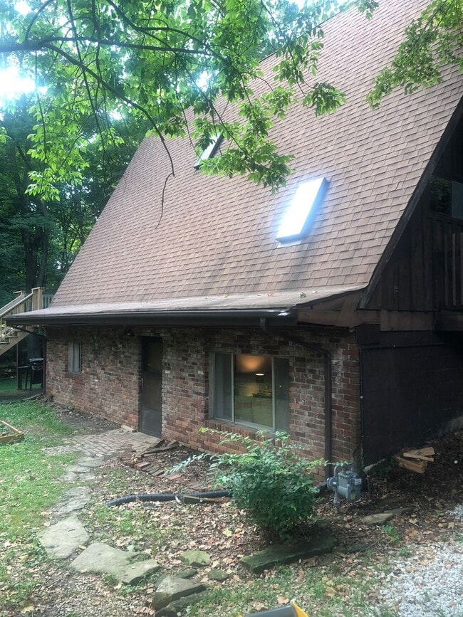 Building Photo - 5 bed Cabin A-frame in the woods with larg...