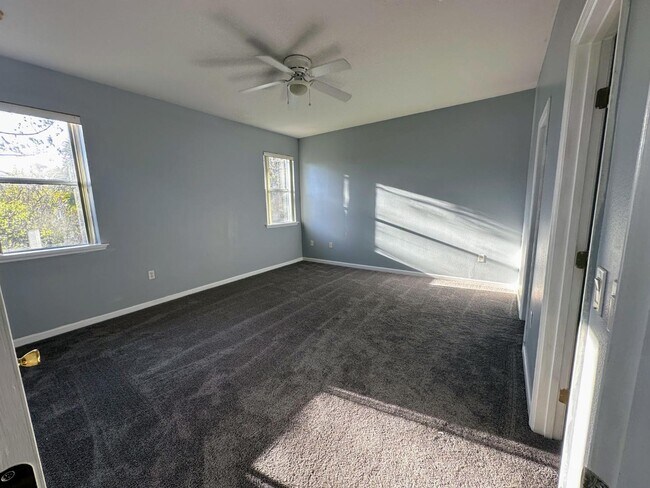 Building Photo - 108 Joyelle Cir