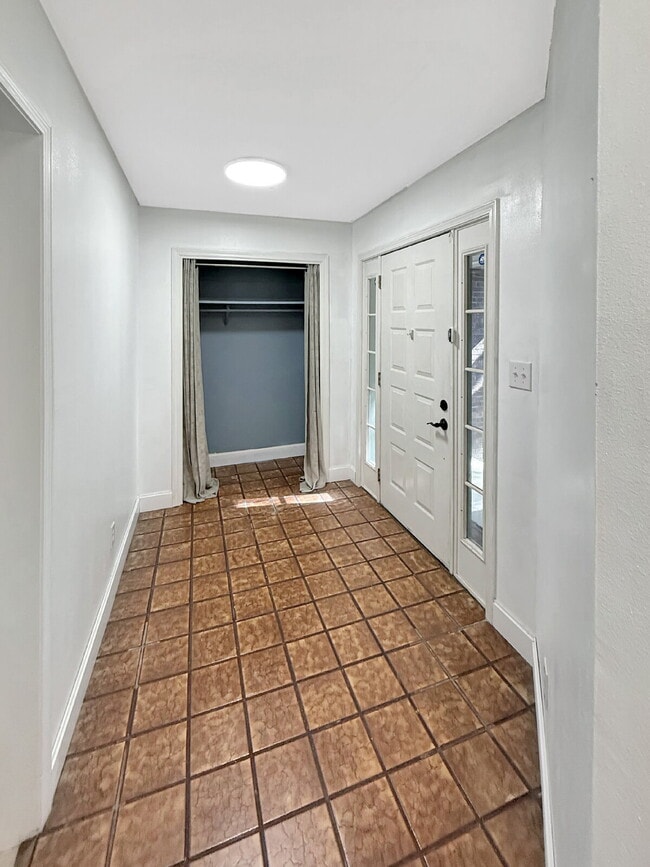 Building Photo - Move-In Special: Get 1 Month FREE! Sign a lease and move in by March 15, 2026 to receive one full...