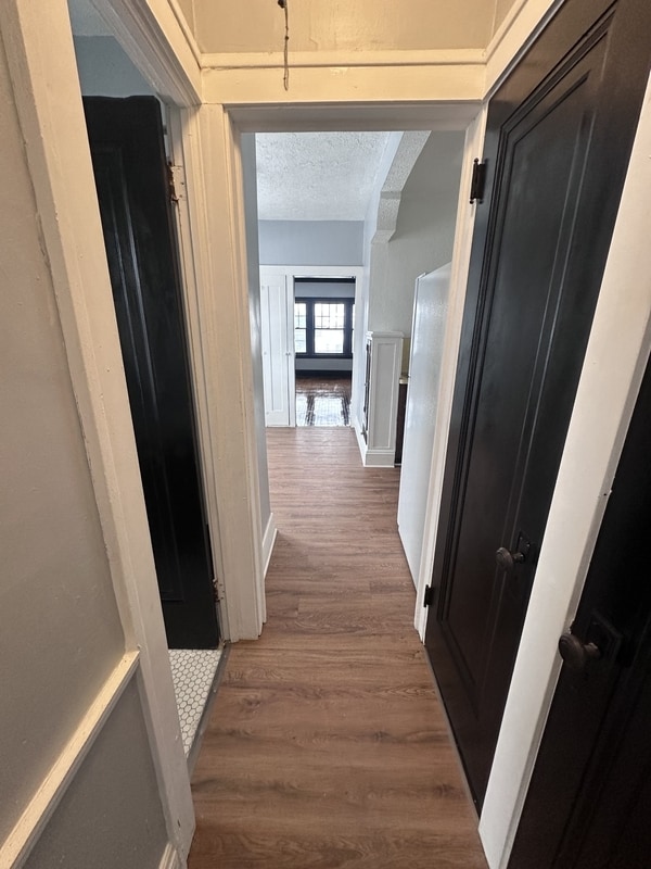 Building Photo - 1442 W 101st St