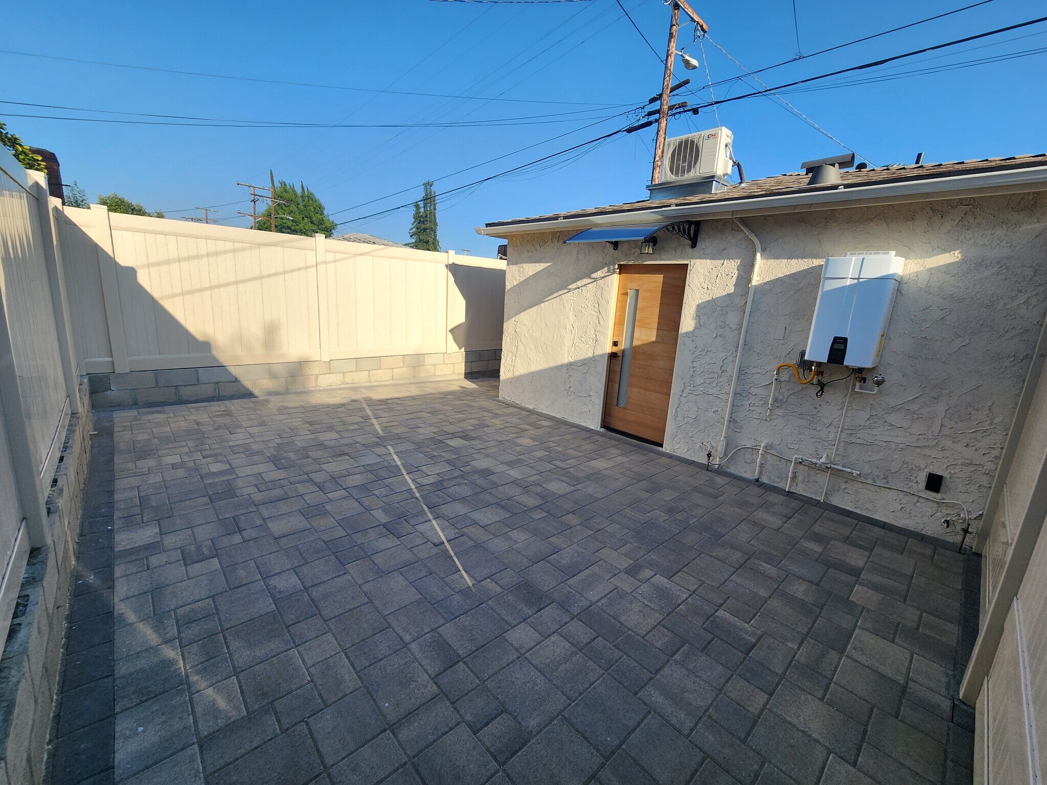 Building Photo - 14810 Covello St