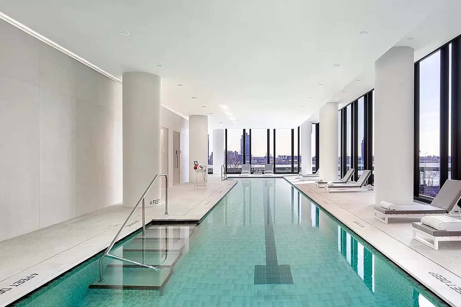 Building Photo - 685 1st Ave