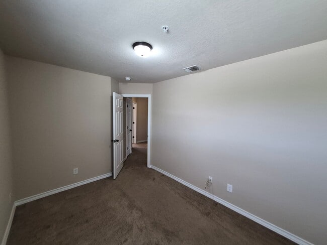 Building Photo - 6304 Attucks Ln