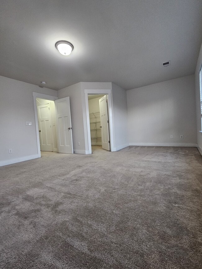 Building Photo - 114 Lerner Ct