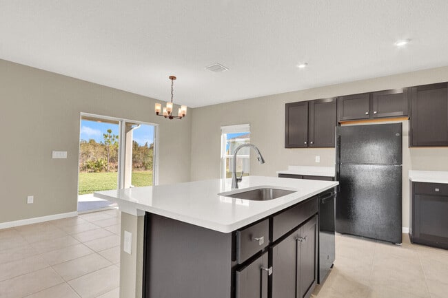 Building Photo - 15693 SW Twilight St