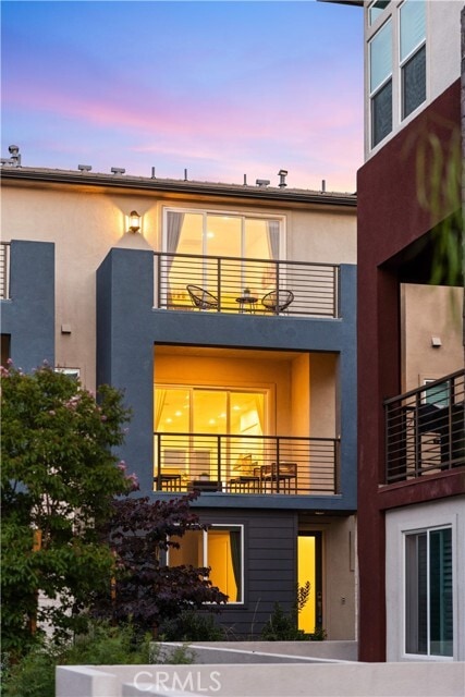 Building Photo - 150 Abacus