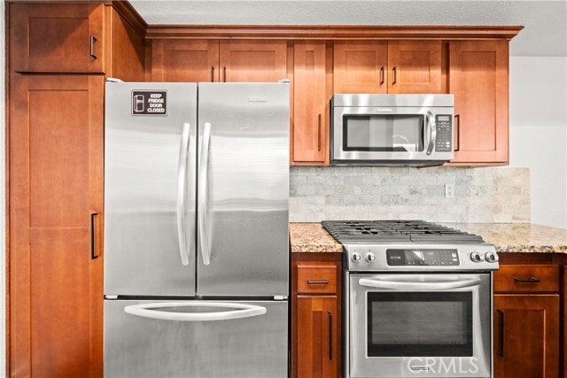 Building Photo - 15 Silver Glade Dr