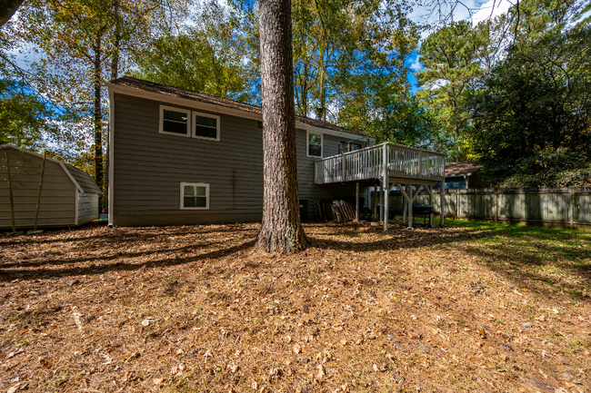 Building Photo - 4348 Bradley Dr SW