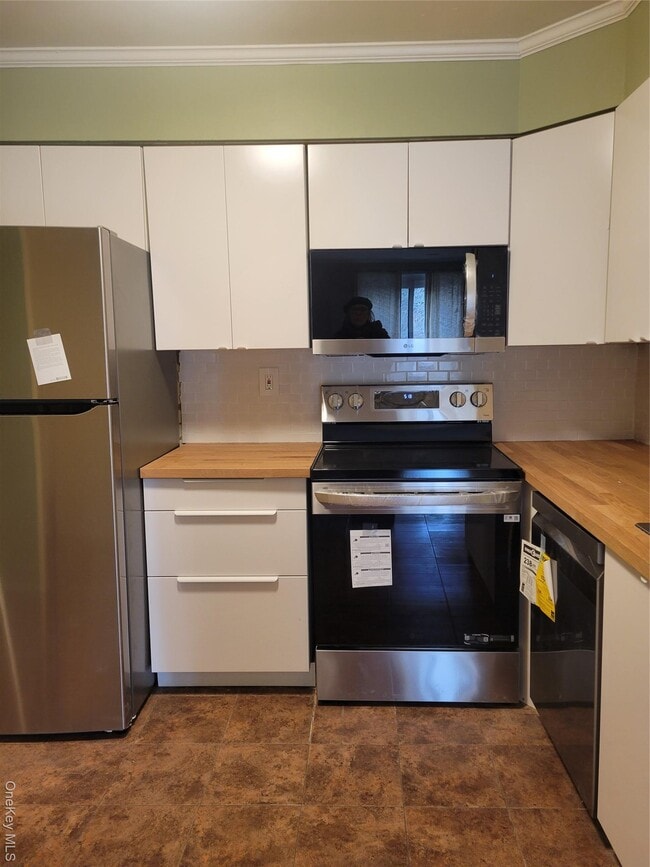 Building Photo - 155 Sierra Vista Ln