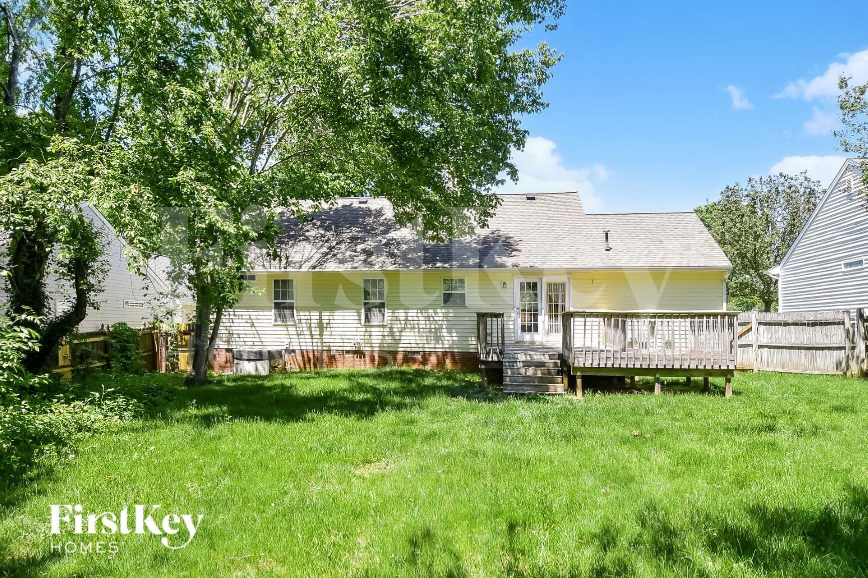 Building Photo - 7121 Taunton Dr