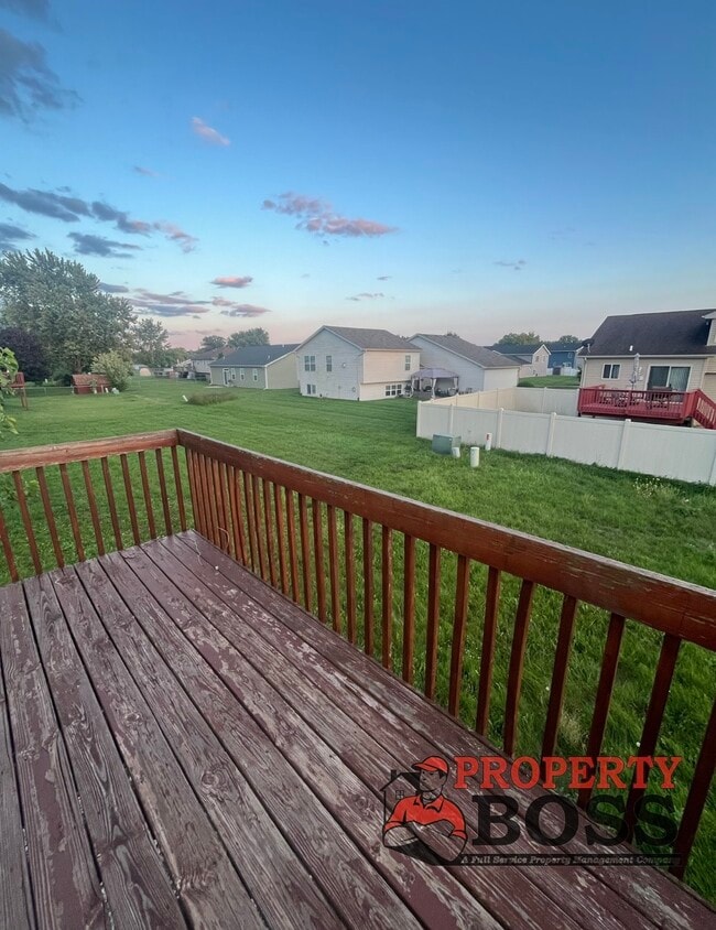 Building Photo - 3023 W 63rd Ln