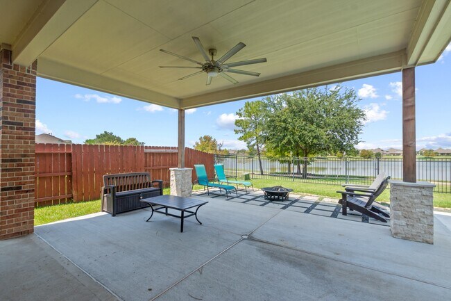 Building Photo - 20214 Parker Bend Ln