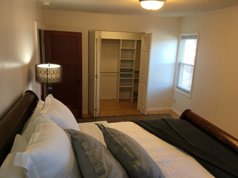 Building Photo - N53W34396-W34396 Rd Q