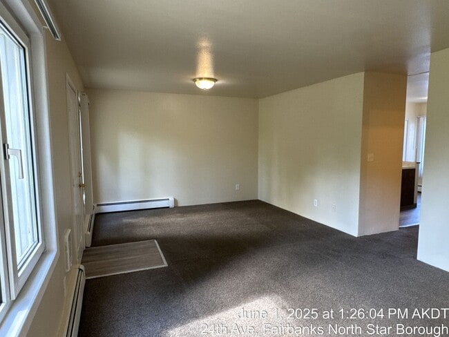 Building Photo - 24th Ave 1421- KN