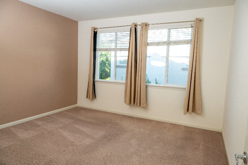 Building Photo - 859 Gary Lee King Common