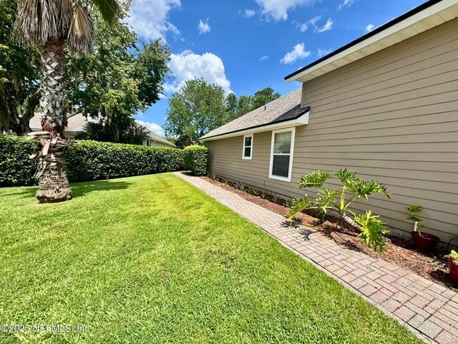 Building Photo - 2208 Wide Reach Dr