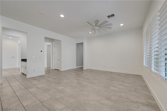 Building Photo - 6020 Langreo Ln