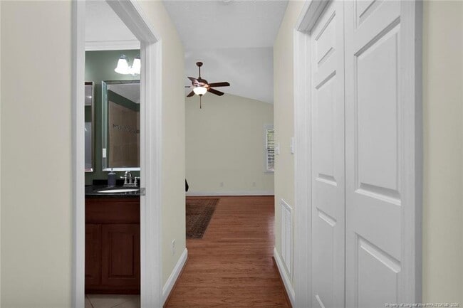 Building Photo - 3305 Granville Dr