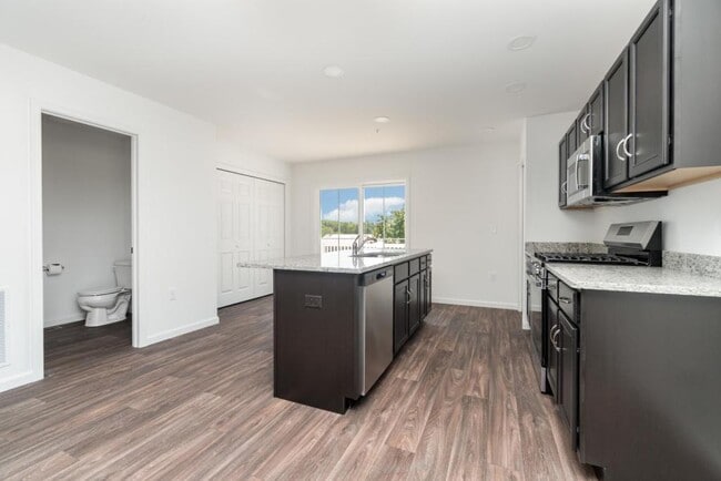 Building Photo - 12 Kenzie Way