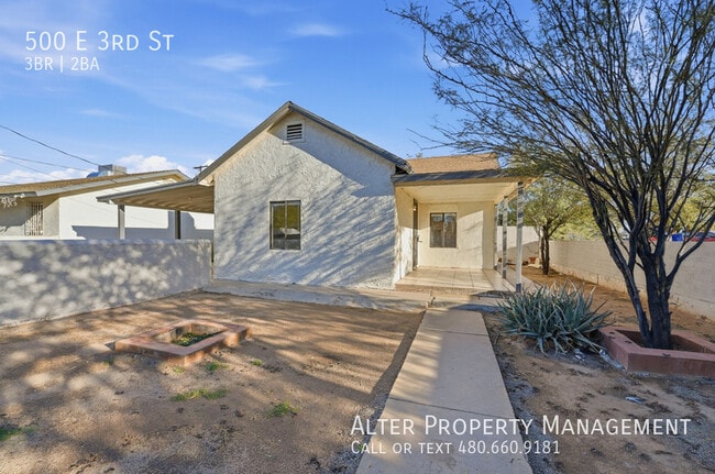 Building Photo - 500 E 3rd St