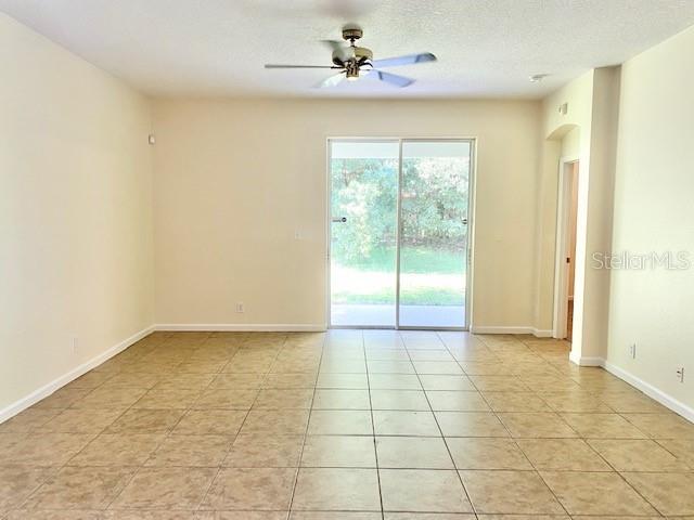 Building Photo - 705 Ravenshill Way
