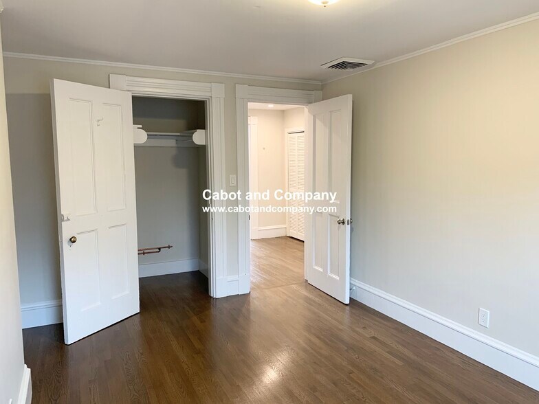 Building Photo - 314 Marlborough St