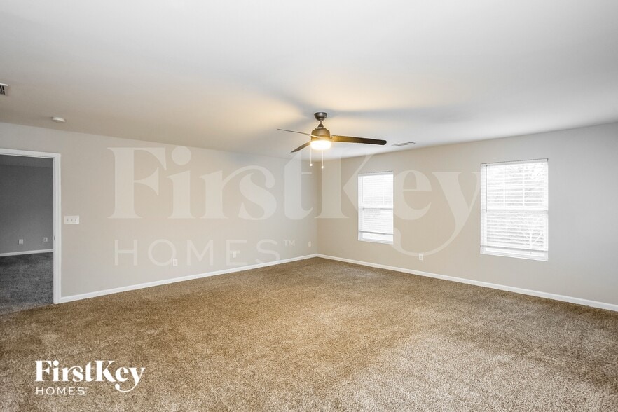 Building Photo - 3011 Sweetspire Rd