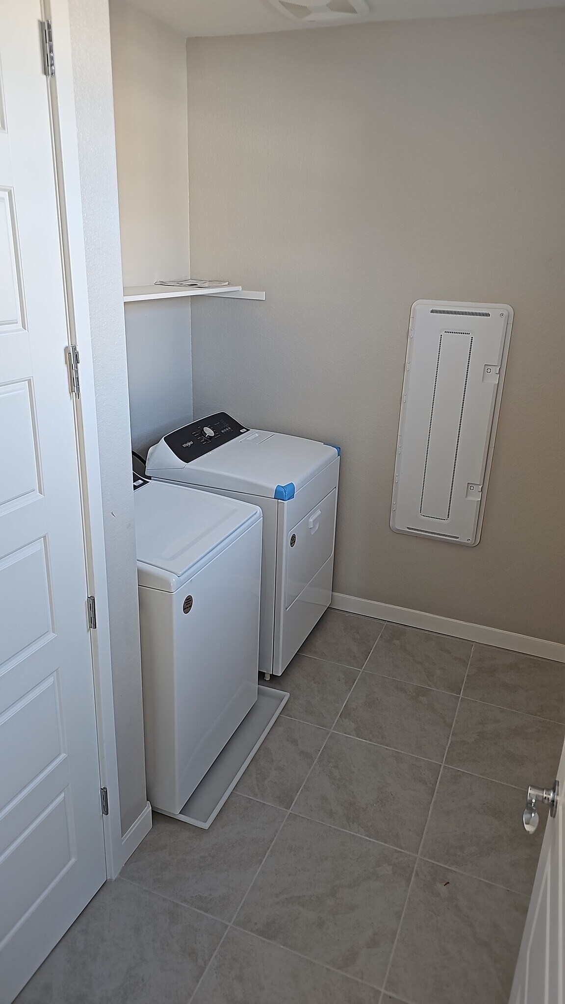 In Unit Laundry - 5382 Shenandoah Valley Ln