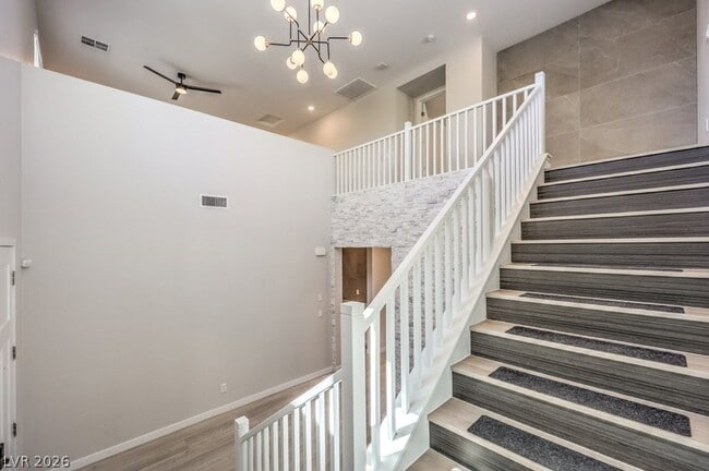 Building Photo - 12392 Aster Hills Ave