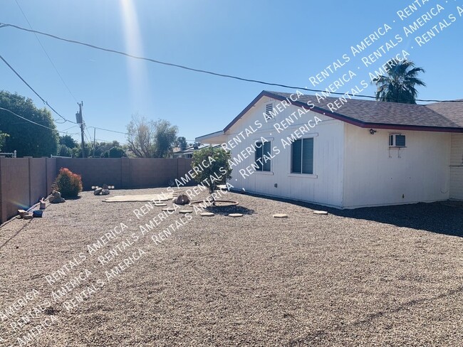 Building Photo - 11433 N Hagen Dr