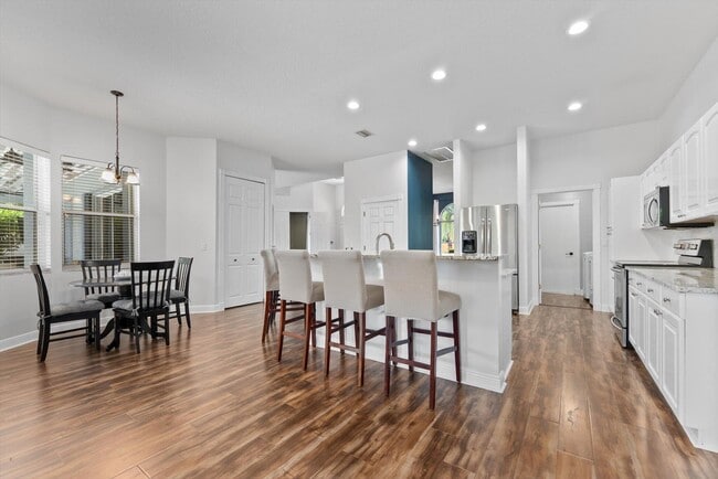 Building Photo - 1874 New Haven Ave