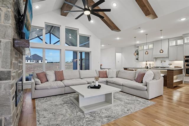 Building Photo - 1522 Carter Dr