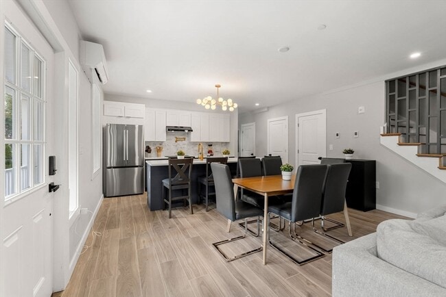 Building Photo - 59 Perrin St