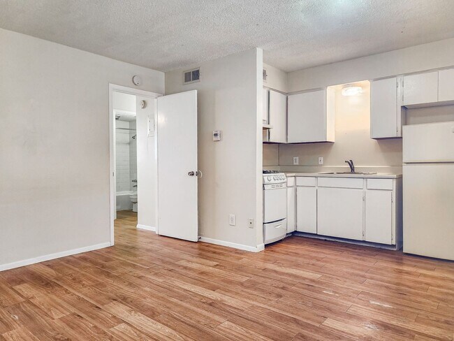 Interior Photo - Red River Place Apartments