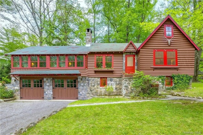 Primary Photo - 77 Lake Dr