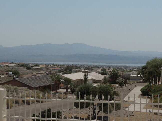 Building Photo - Long Term Rental
