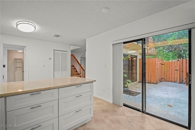 Building Photo - 1703 Park Meadows Dr