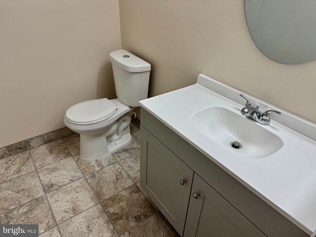 Building Photo - 3723 Castle Terrace