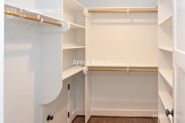 Building Photo - 104 E Hammond St